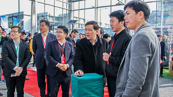 浙江省農業農村廳林健東廳長親自操控系統指點信息化建設要點和重點方向